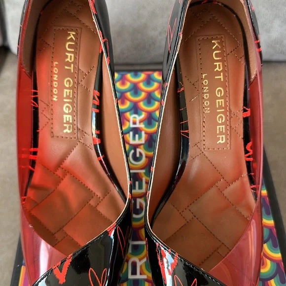 Pointed toe high heel 3.74” leather with heart accents. Only worn once - Picture 2 of 7